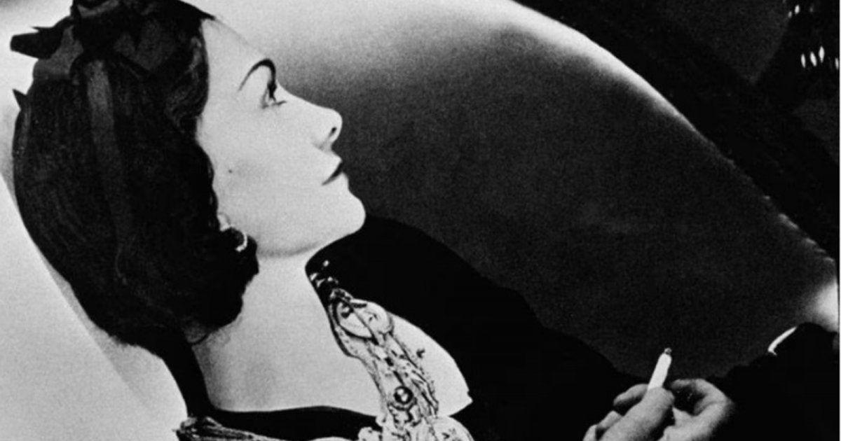 شاهد .. معرض كوكو شانيل يصل الى لندن