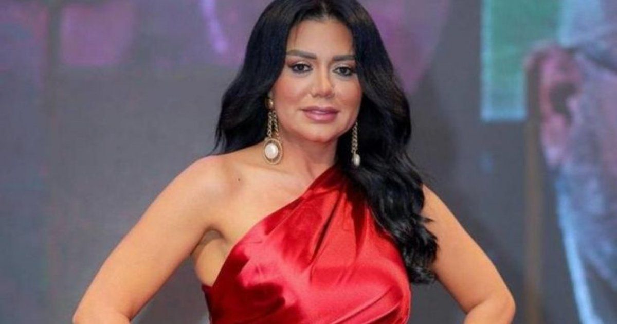 شاهد .. رانيا يوسف توثق آخر يوم تصوير من فيلمها " كتف قانوني "-بالفيديو