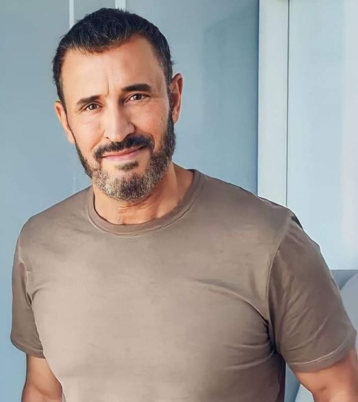 لأول مرة كاظم الساهر : فشلت في التمثيل وطفولتي القاسية دمرتني