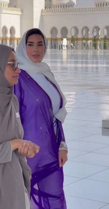 شاهد .. بالصور - ياسمين صبري تطل بالحجاب من أبو ظبي