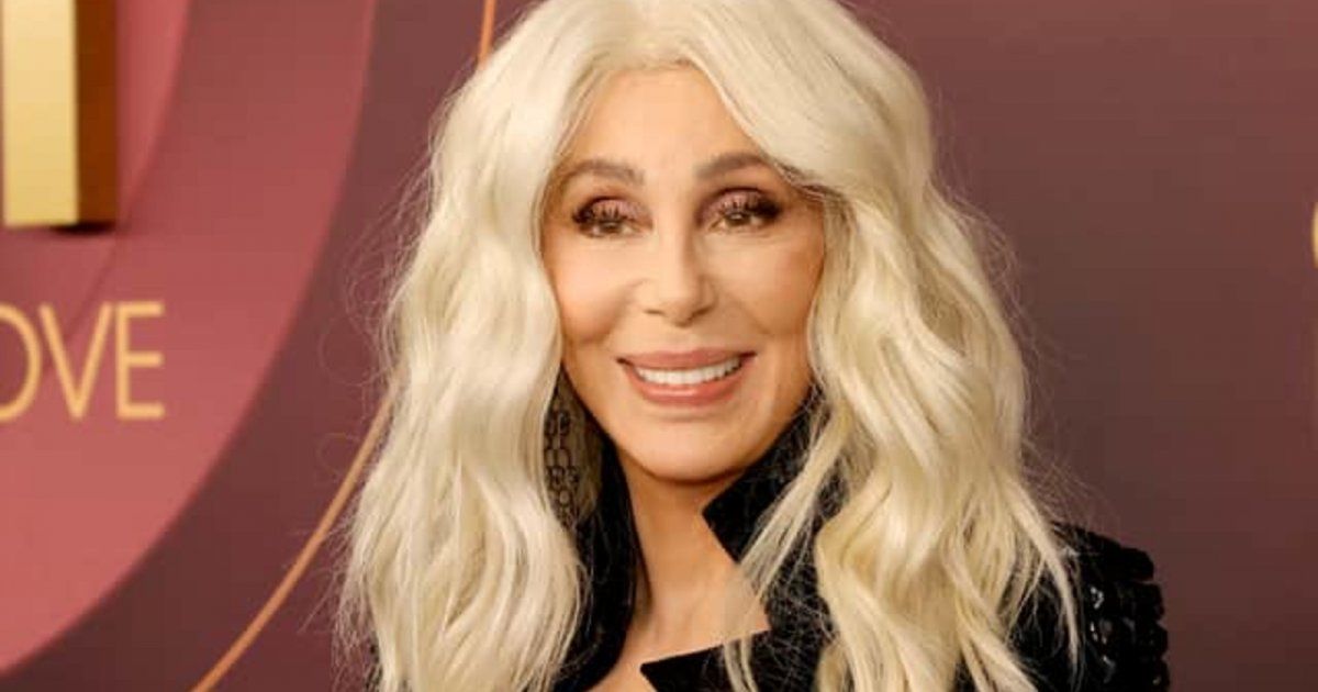 شاهد .. شير تتحدث عن إتهامها بخطف إبنها: "أنا أم هذه هي وظيفتي"