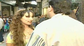 شاهد .. زينة كانت كومبارس في كليب هذا النجم الشهير.. وهكذا كان شكلها - بالصور