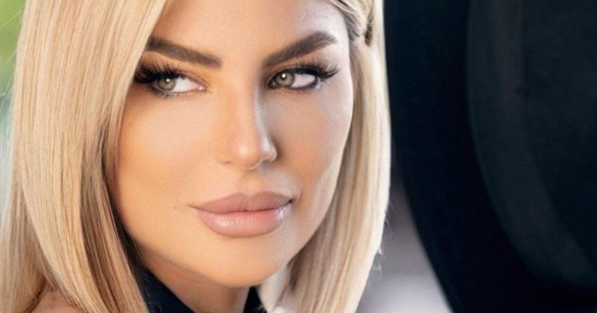 شاهد .. ملكة جمال لبنان 2000 ساندرا رزق تستعرض رشاقتها بـ كروب توب