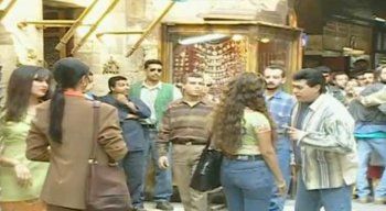 شاهد .. زينة كانت كومبارس في كليب هذا النجم الشهير.. وهكذا كان شكلها - بالصور