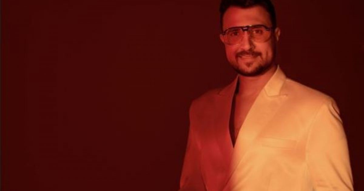 شاهد .. أحمد سليم يشوّق متابعيه لكليب أغنيته الجديدة بتوقيع فادي حداد-بالصورة