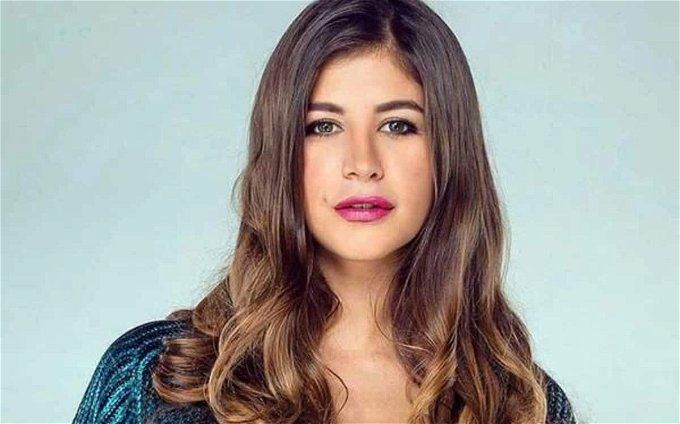 زواج ملك قورة.. والدتها الفنانة عبير منير تزيل النقاب عن الحقيقة
