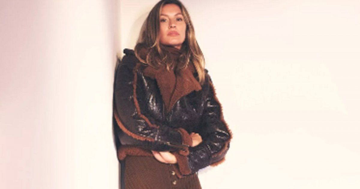 شاهد .. بالصور - جيزيل بوندشين لا ترتدي سوى بنطال الجينز... والسبب؟