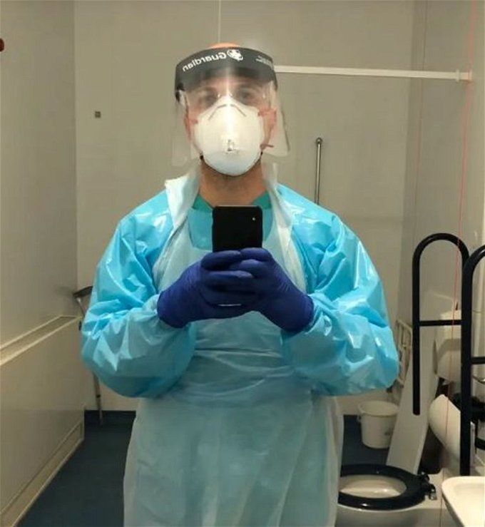 ظهور إيما واتسون برفقة حسن العقاد.. صداقة أم حب؟