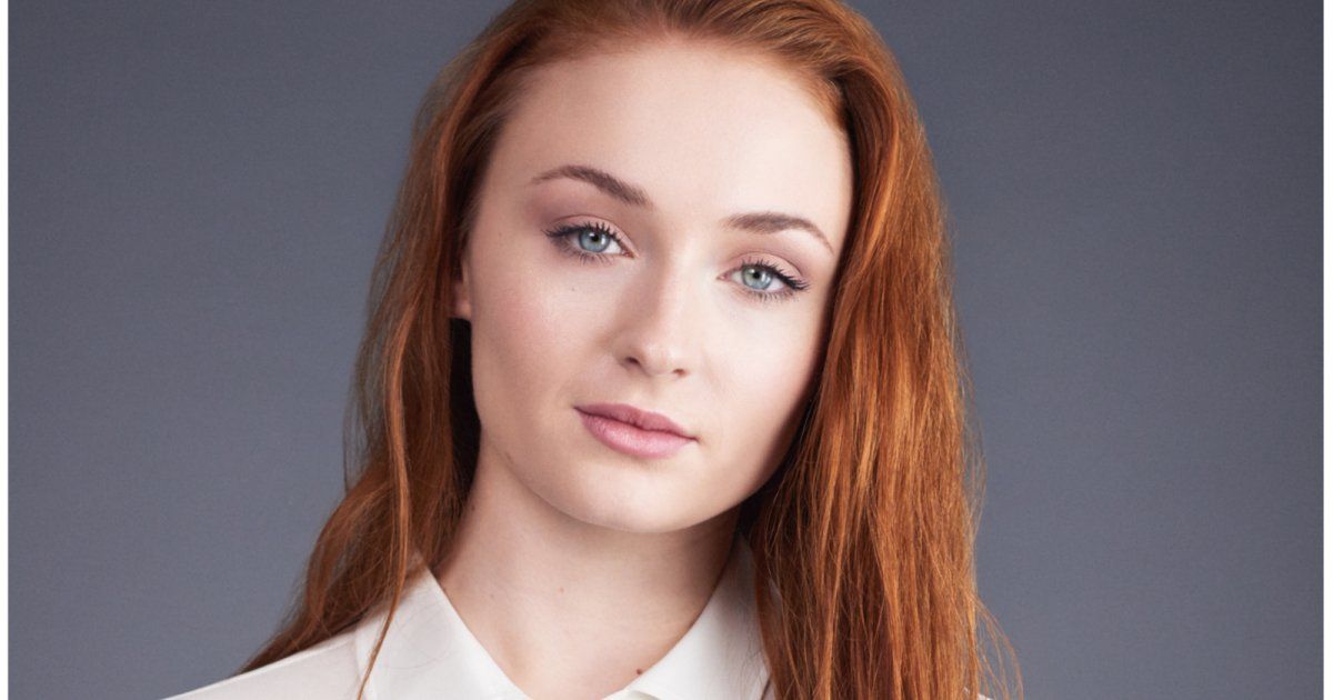 شاهد .. صوفي تيرنر تلغي متابعة أحد أفراد عائلة جوناس وسط طلاق جو جوناس