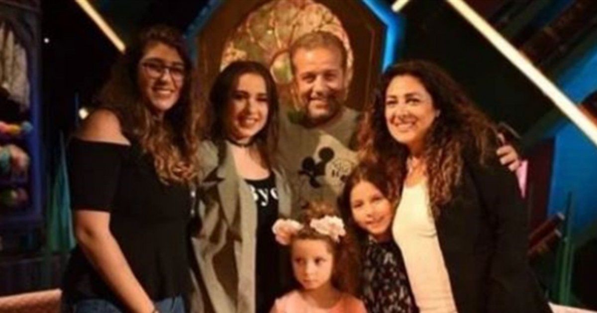 شاهد .. طليقة شريف منير علمت بخبر طلاقها من الإعلام ومهاجمة بناتها لها كانت خارج إرادتهن