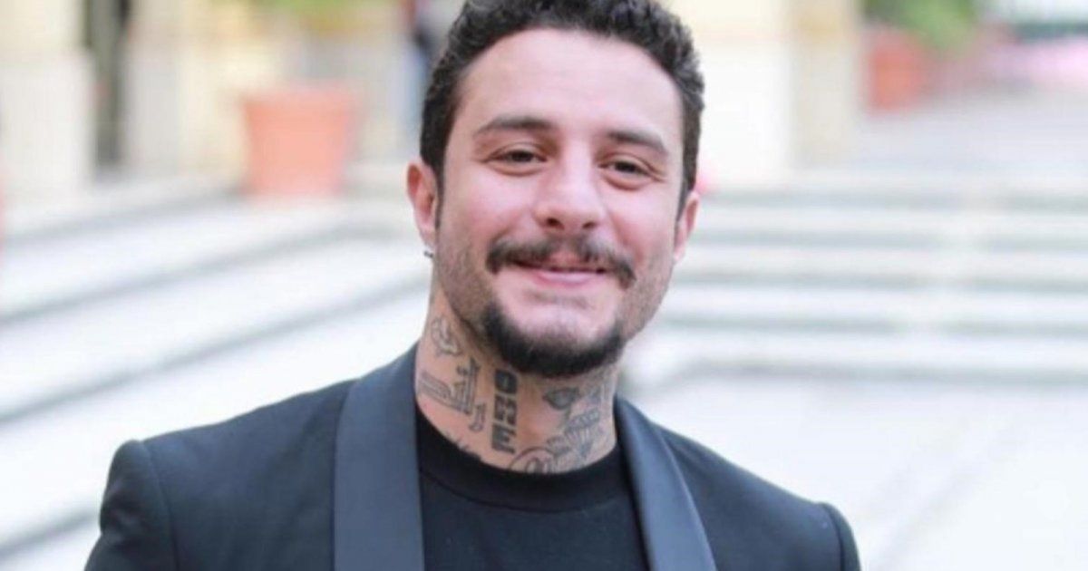 شاهد .. بالصورة-أحمد الفيشاوي يستذكر أحد أعماله القديمة إلى جانب الراحلين هشام سليم و عزت أبو عوف