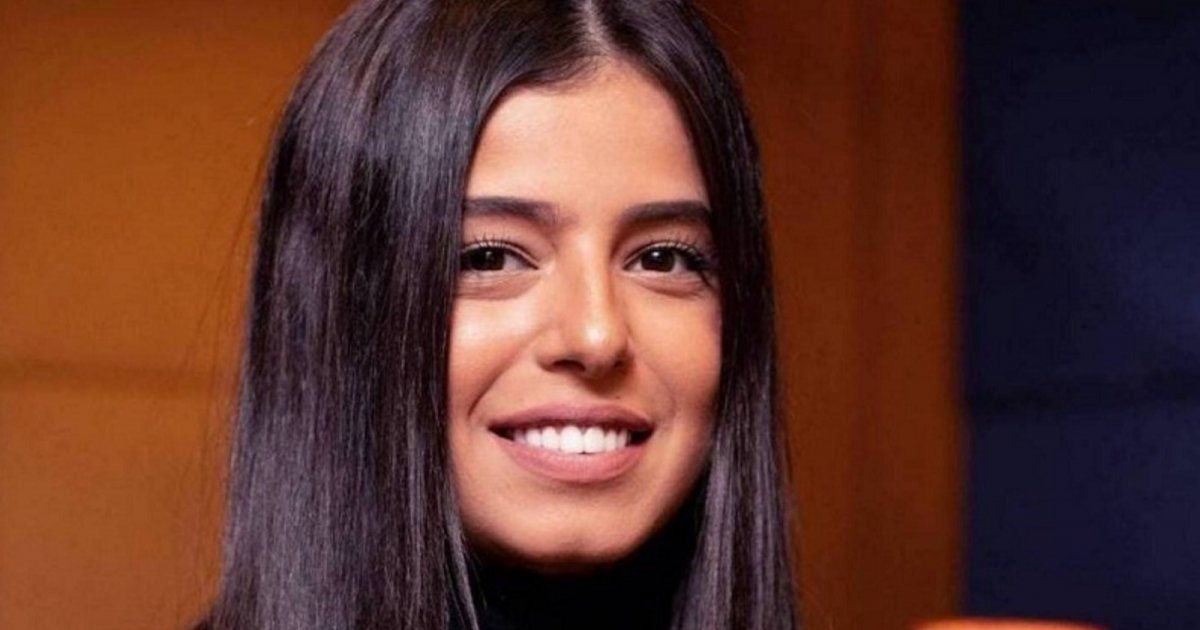 شاهد .. بالفيديو - مريم منيب تعيد نشر مقابلة لوالدها يتحدث بتأثر عن حفله في غزة