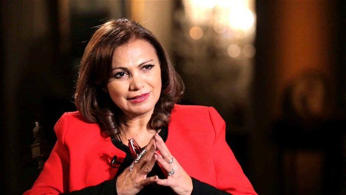 كواليس آخر لقاء جمع منى الشاذلي بالراحلة جيزيل خوري