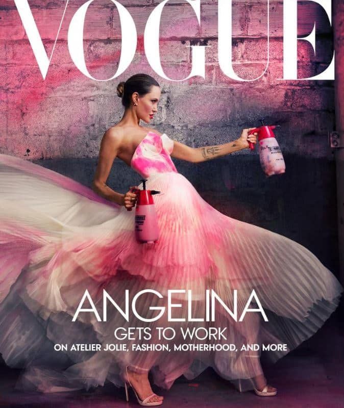 بسبب الأمومة.. أنجلينا جولي تخضع للعلاج النفسي