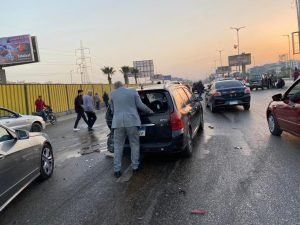 أخبار مصر | عاجل وبالأسماء .. إصابة أكثر من 8 أشخاص في حادث انقلاب على محور 26 يوليو