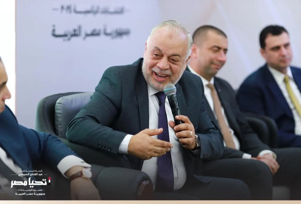 وفد من نقابة المهن التمثيلية في ضيافة حملة السيسي بمقرها الرسمي- شاهد