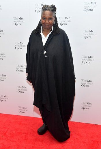 شاهد .. هذه الممثلة أقرت دون تردد أمام الحاضرين أنها تتبول لا إرادياً عندما تضحك