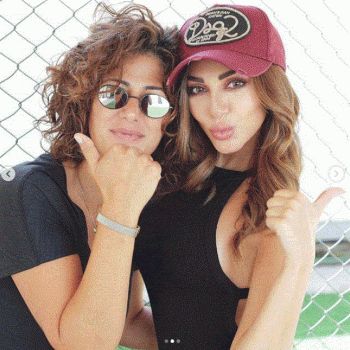 شاهد .. شقيقة ميريام فارس بالغة الجمال.. والجمهور يتفاعل مع صورهما