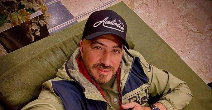 بعد فرحه بيومين.. مجدي الهواري يعتدي بالضرب على عامل مطعم