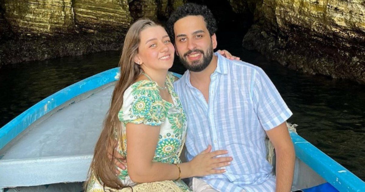 شاهد .. بالفيديو- بهذه الكلمات الجميلة..ليلة عدنان تعايد زوجها بذكريات مليئة بالحب والرومنسية