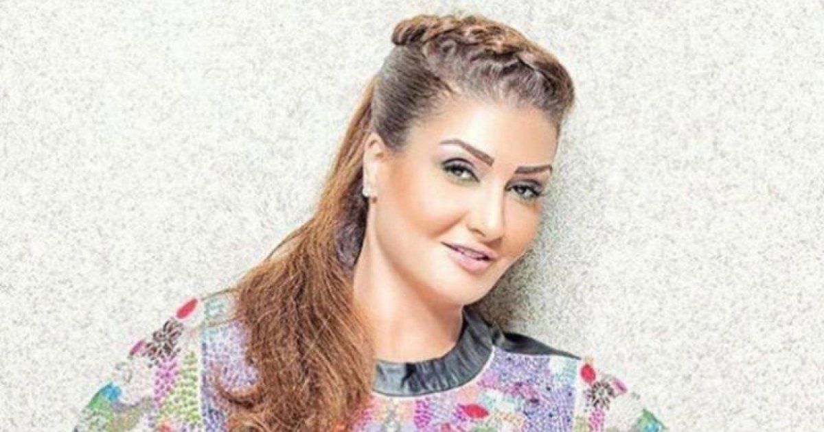 شاهد .. غادة عبد الرازق تتحدث عن سبب زواجها في سن الـ17
