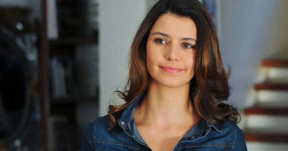 شاهد .. بيرين سات تعلن تضامنها مع فلسطين بهذه الطريقة !