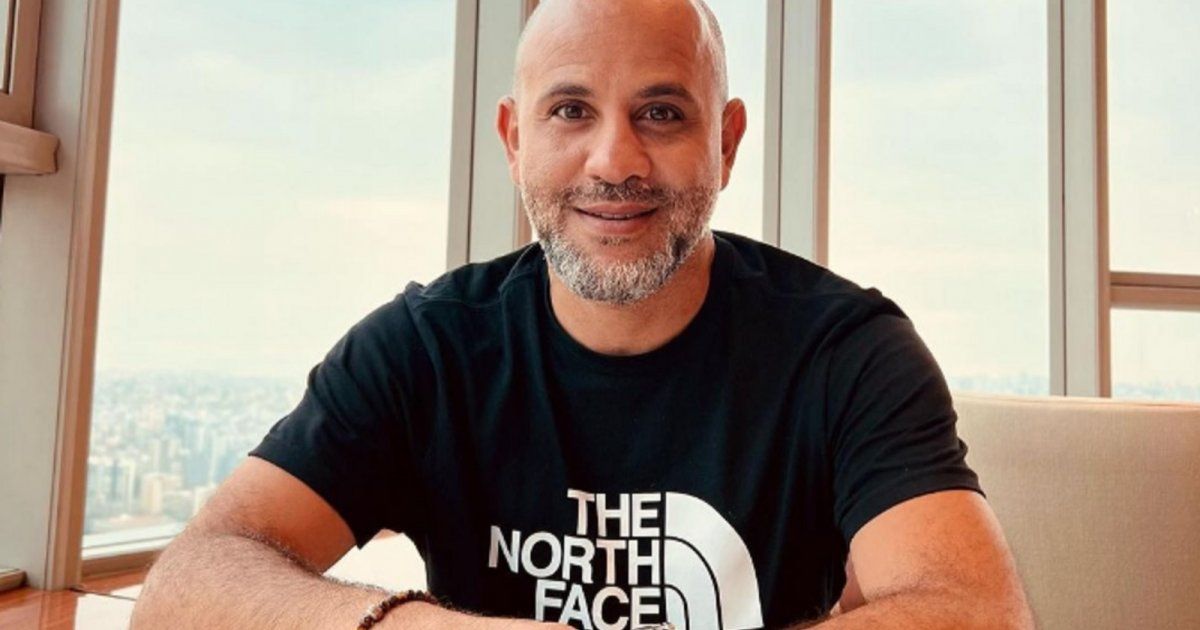 شاهد .. بالفيديو- عزيز الشافعي يساند الشعب الفلسطيني في غزة بهذه الأغنية المؤثرة