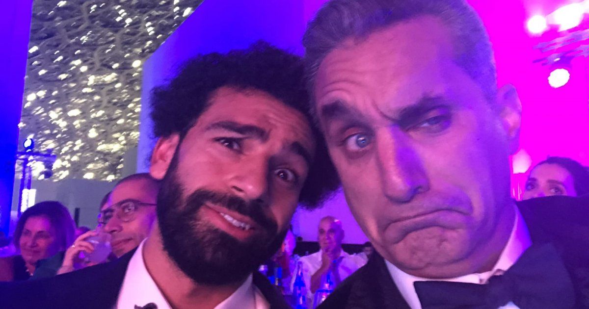 شاهد .. بعد الانتقادات التي طالته.. باسم يوسف يدافع عن محمد صلاح