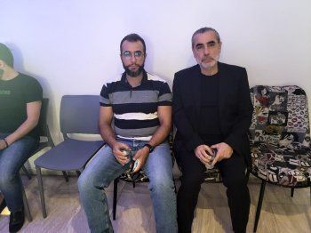 شاهد .. الزميل زكريا فحام يفجع بوفاة والده