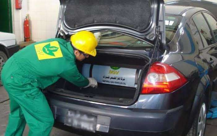 مفاجأة من الحكومة بشأن تكلفة تركيب غاز للسيارة بالتقسيط