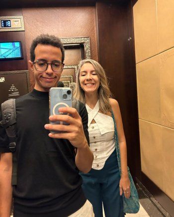 شاهد .. بالصور- أجواء رومنسية وكلمات مليئة بالحب..طه دسوقي يحتفل بعيد ميلاد زوجته نادين