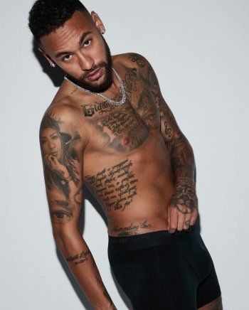 شاهد .. بالصور- نيمار بالملابس الداخلية بسبب كيم كارداشيان..فما القصة!