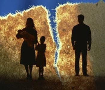 شاهد .. نجمة عربية: "زوجي خانني وانفصلت عنه 6 مرات لكني رفضت الطلاق"