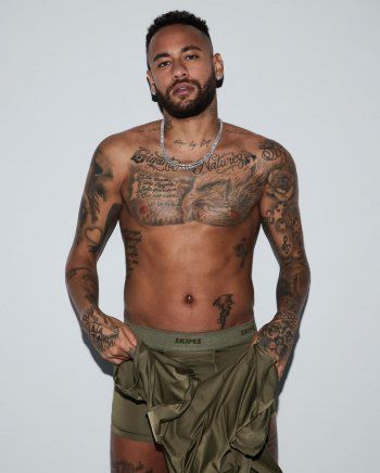 شاهد .. بالصور- نيمار بالملابس الداخلية بسبب كيم كارداشيان..فما القصة!