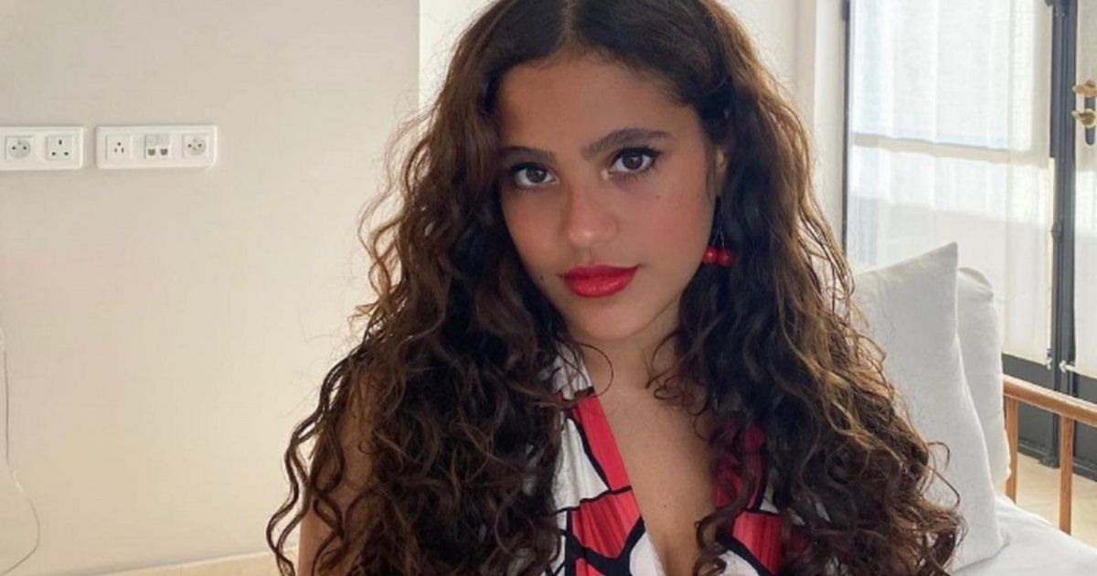 شاهد .. بالصورة- جنا عمرو دياب تتألق بلوك كاجول رائع وتسحر الجمهور