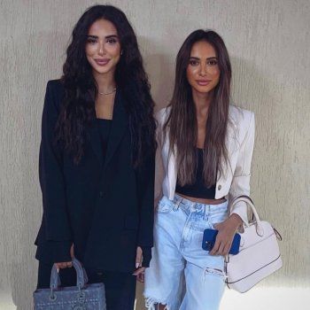 شاهد .. بالصورة- الأنوثة والأناقة تطغى على أخر إطلالات آية و منّة سماحة الرائعة