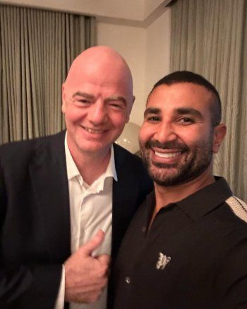 شاهد .. بالصور- أحمد سعد يلتقي بهذه الشخصية العالمية