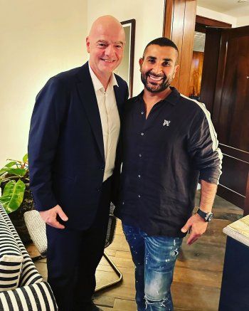 شاهد .. بالصور- أحمد سعد يلتقي بهذه الشخصية العالمية