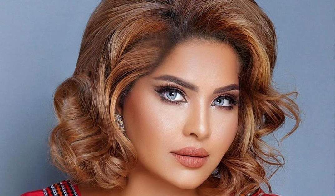 شاهد .. مي العيدان تثير الجدل بنشرها صورة لـ هيا الشعيبي قبل عمليات التجميل