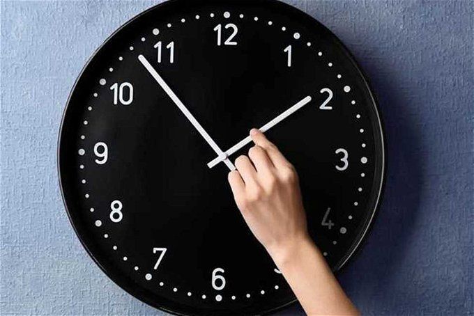 أخبار مصر | موعد العمل بالتوقيت الشتوي.. هتتأخر 60 دقيقة وتبدأ بعد ساعات