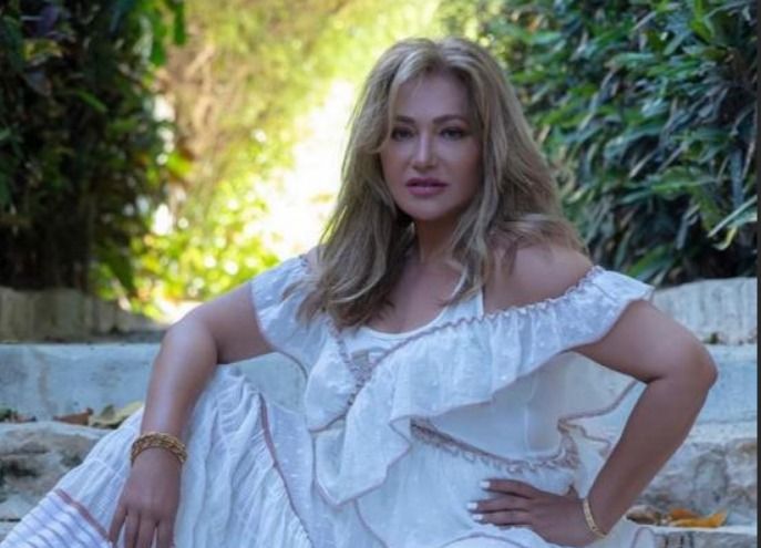 ليلي علوي تقترح : إعملوا فيلم عالمي عن الي بيحصل في فلسطين