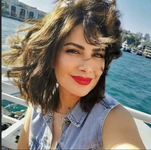 صبا مبارك دخلت عنبر 6 وهتحكيلنا علي الي بيحصل