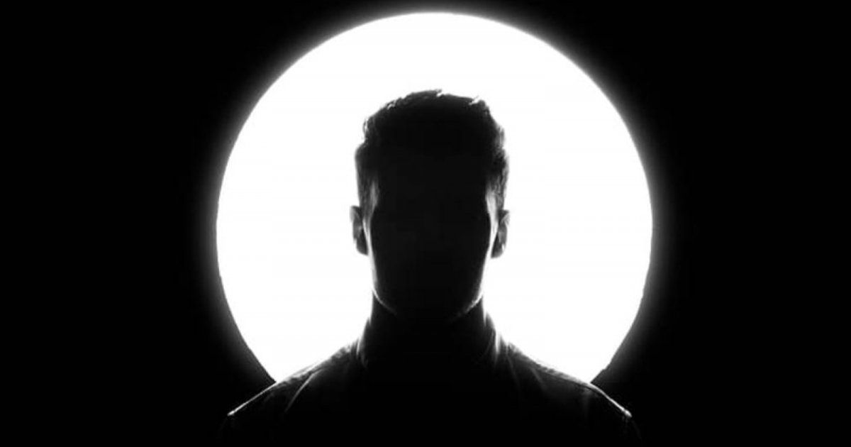 شاهد .. إصابة ممثل بقطع في غضروف الركبة