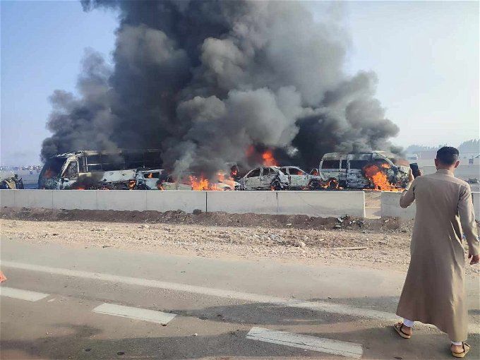 أخبار مصر | حادث طريق القاهرة الإسكندرية الصحراوي.. منظر مرعب جثث متفحة وسيارات مشتعلة