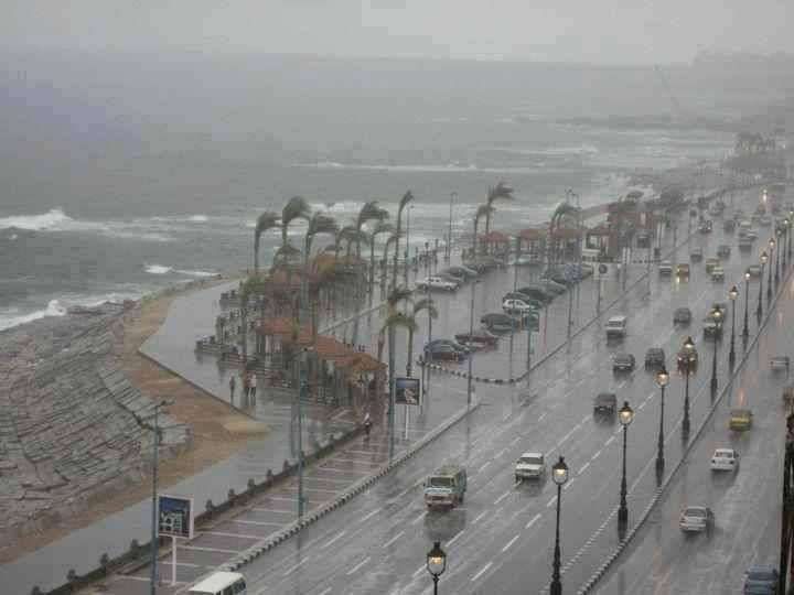 أمطار رعدية وسيول.. الأرصاد تحذر من حالة الطقس اليوم