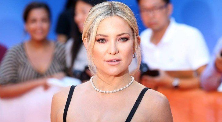 شاهد .. بالصورة- كيت هدسون تخطف الأنظار بدون مكياج