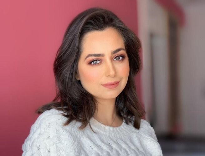 هبة مجدي القمر عايشاها بفرحة حقيقة وتمثيل