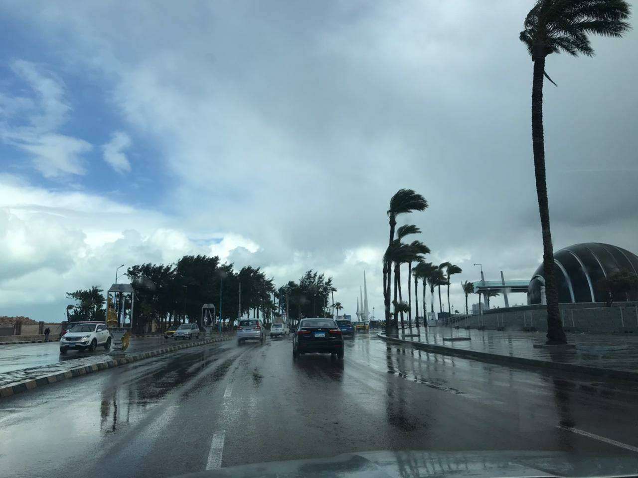 سيول على هذه المناطق بعد قليل.. الأرصاد تحذر