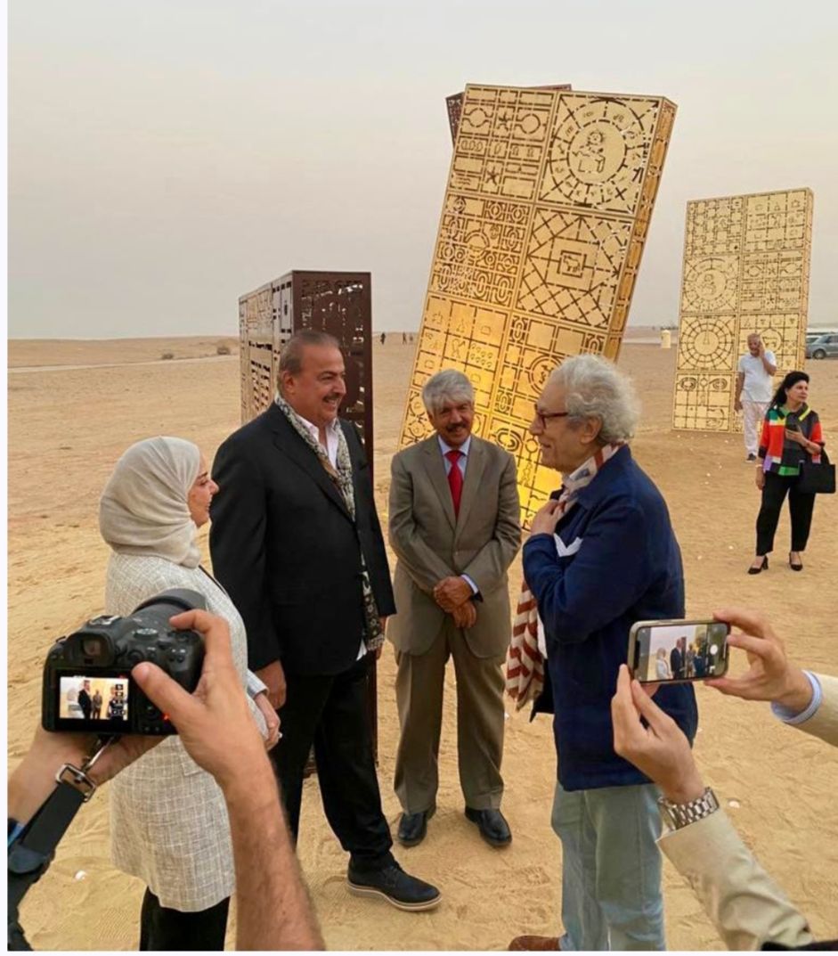 فاروق حسني فى زيارة لمتاهة راشد بن خليفة بين الماضي والحاضر