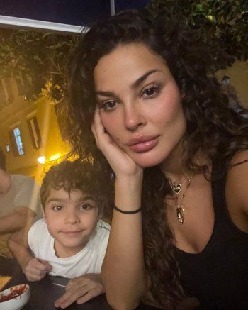 شاهد .. نادين نسيب نجيم برفقة أصدقائها الحقيقيين-بالصور